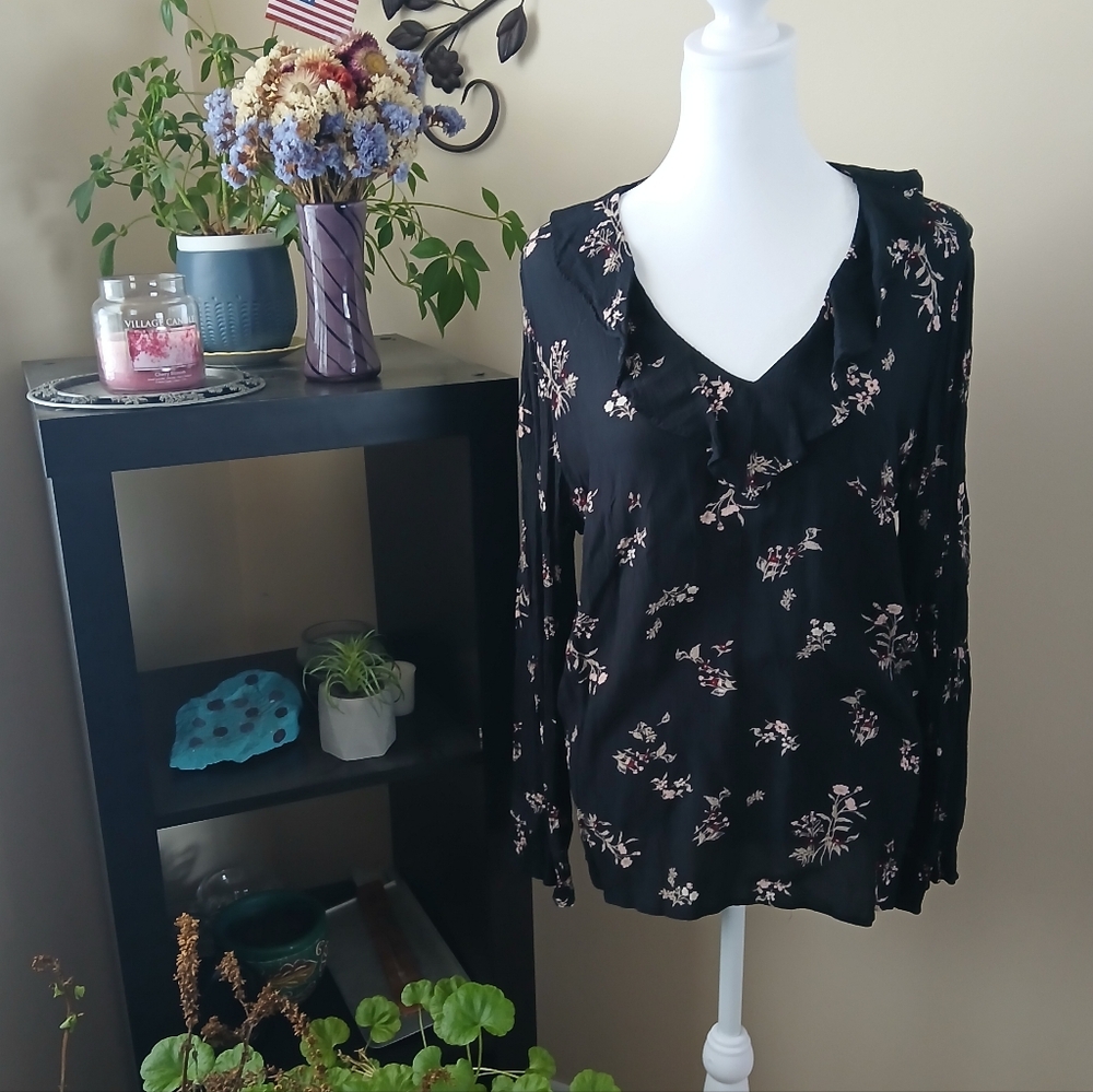 J. Jill Women's Size Large Black Floral Blouse
